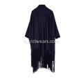 Mantella poncho da donna con frange elastiche lavorate a maglia con nappe sul fondo